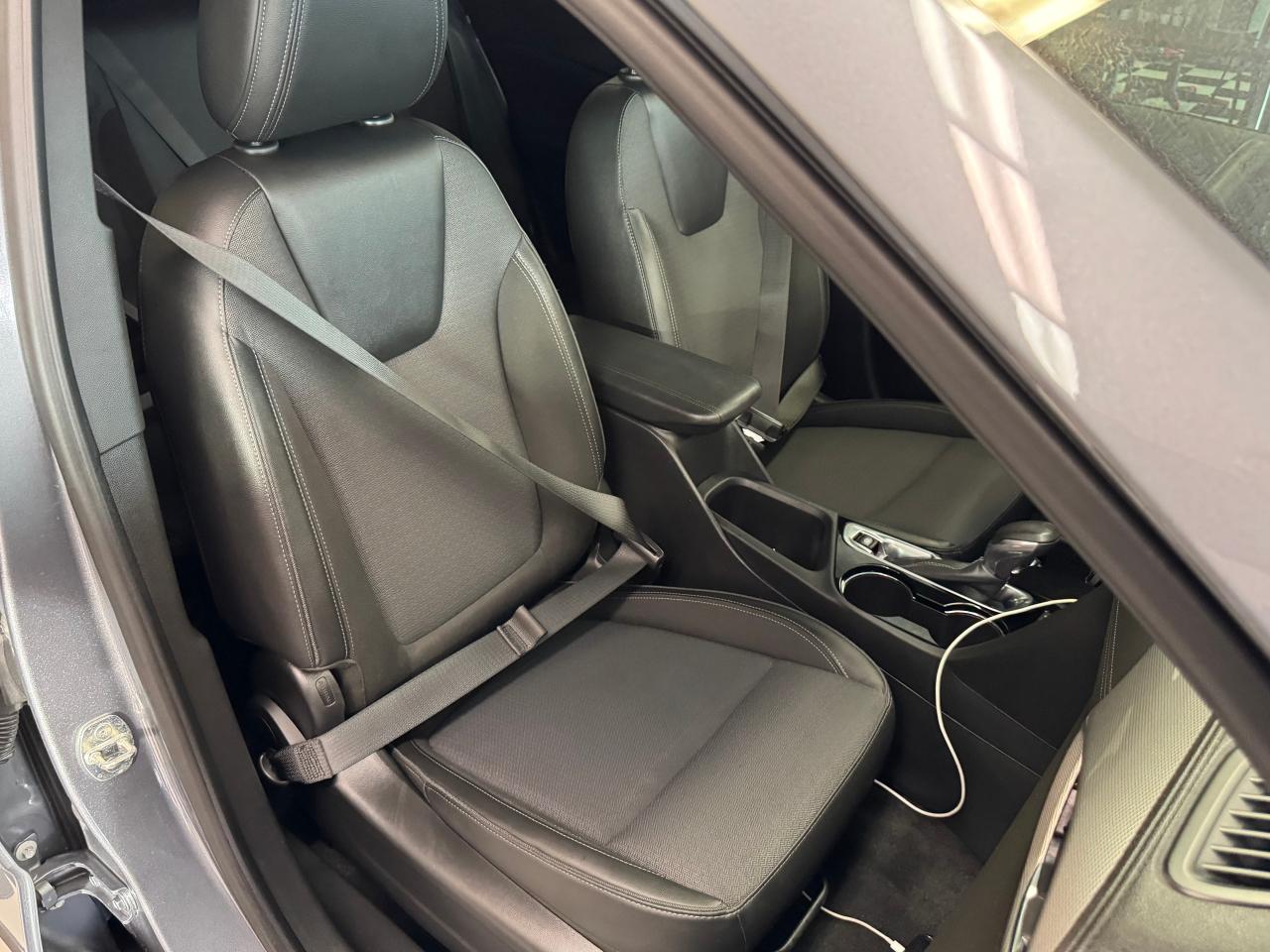 2020 Buick Encore GX Preferred+Collison Warning+ApplePlay+CLEAN CARFAX - Photo #21