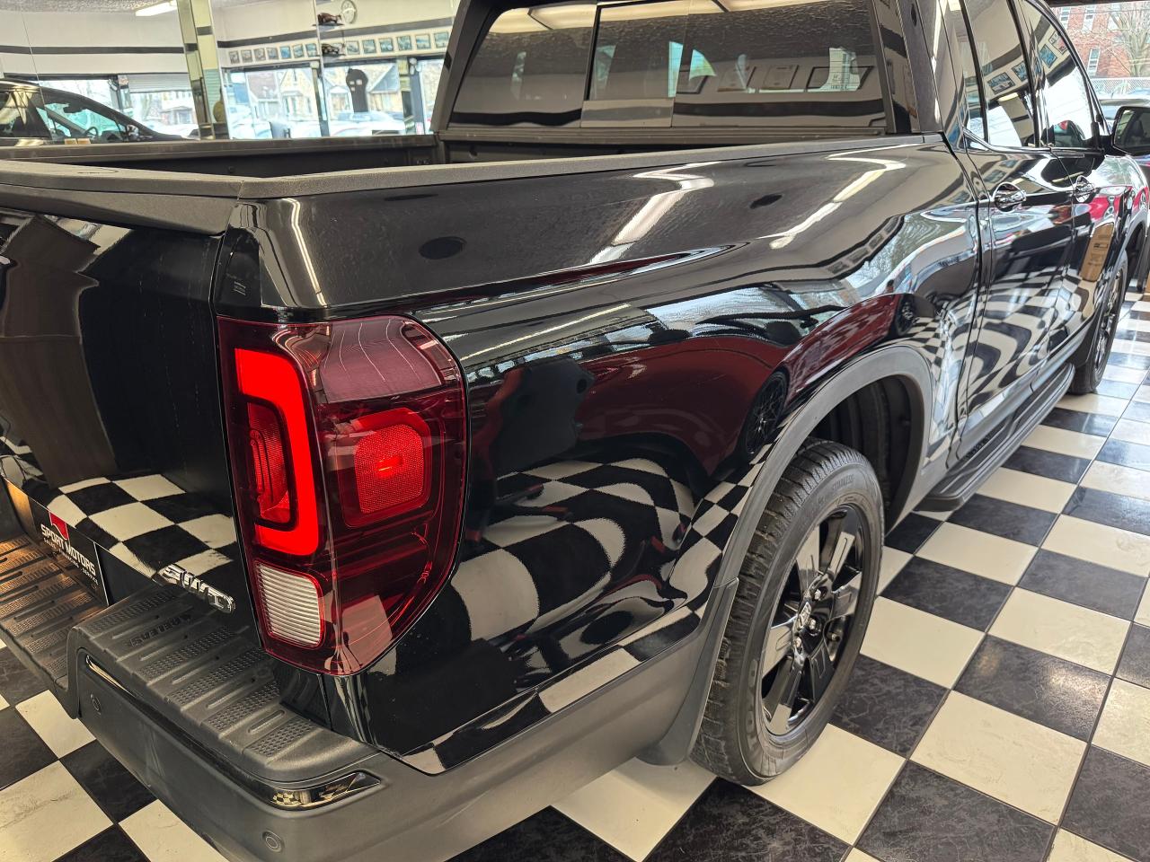 2017 Honda Ridgeline Black Edition 4WD Crew+GPS+ONE OWNER+CLEAN CARFAX - Photo #40