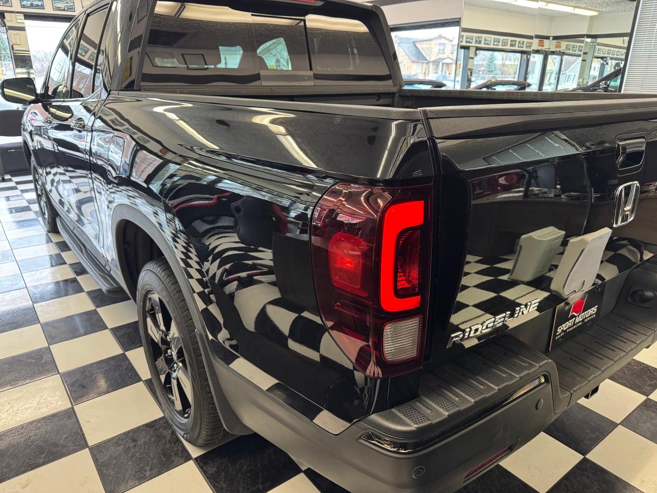 2017 Honda Ridgeline Black Edition 4WD Crew+GPS+ONE OWNER+CLEAN CARFAX - Photo #39