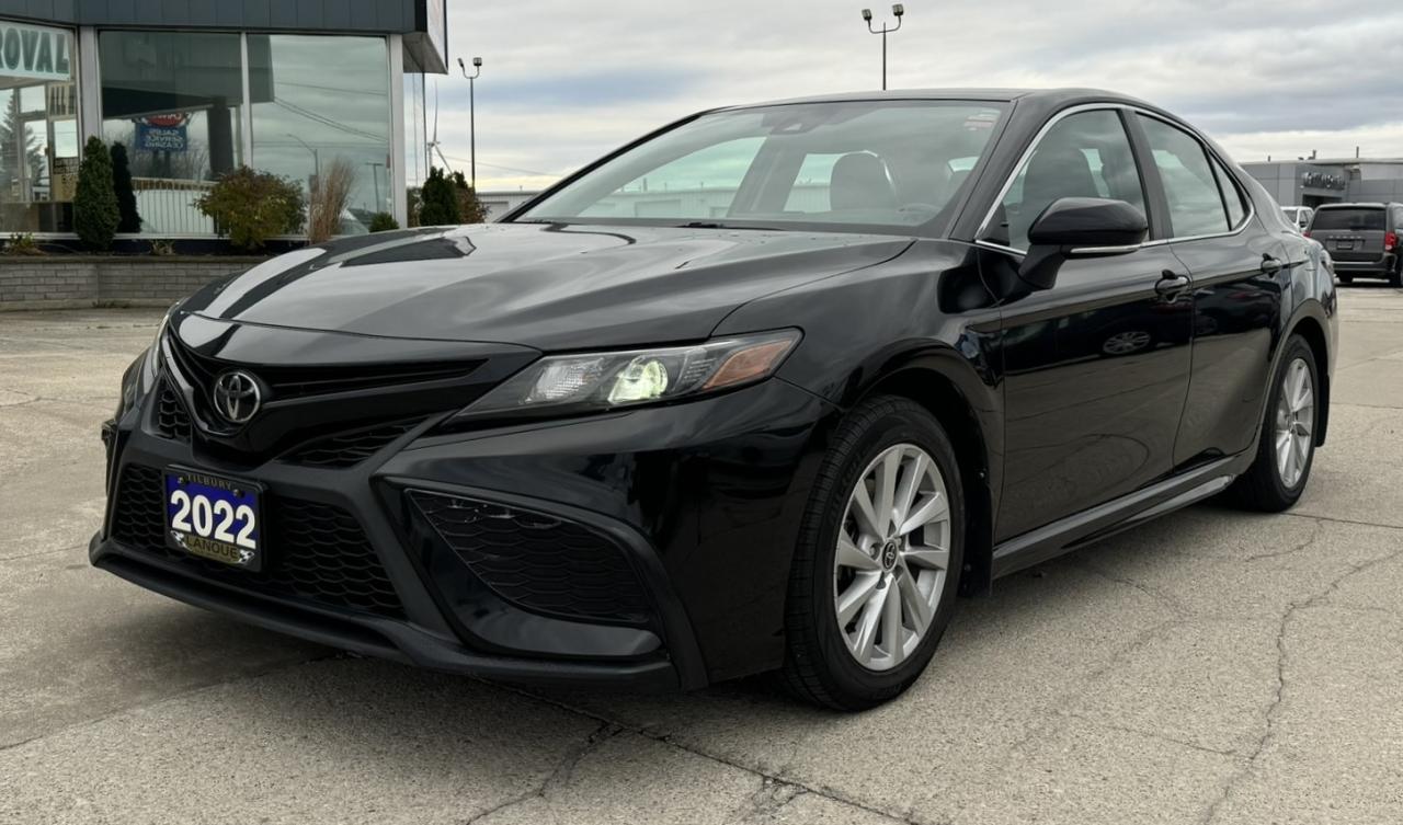 Used 2022 Toyota Camry SE Auto for sale in Tilbury, ON