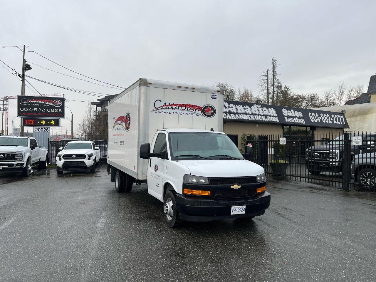 Used 2023 Chevrolet Express 16' BOX TRUCK WITH LIFTGATE for sale in Langley, BC