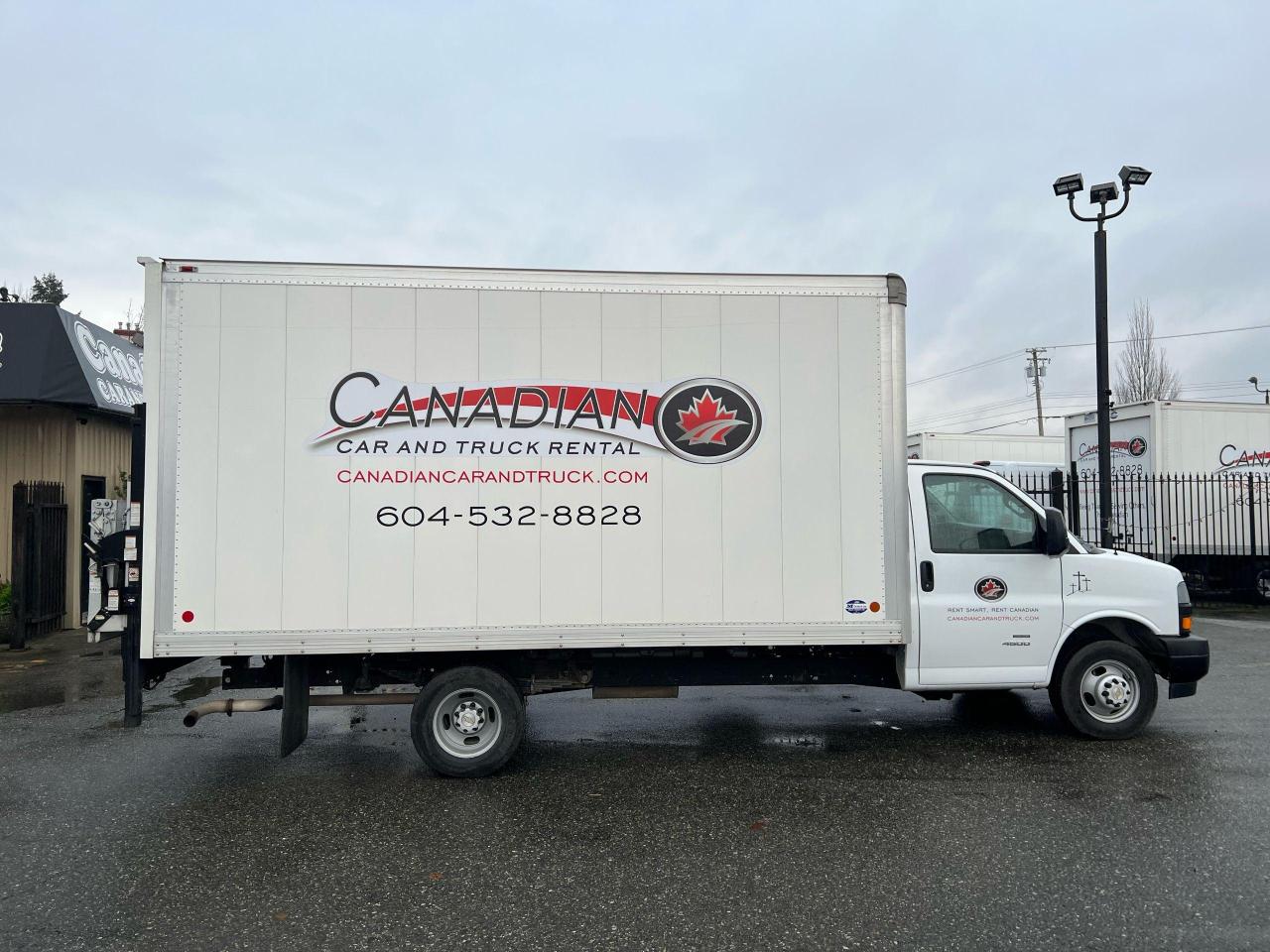 2023 Chevrolet Express 16' BOX TRUCK WITH LIFTGATE Photo10