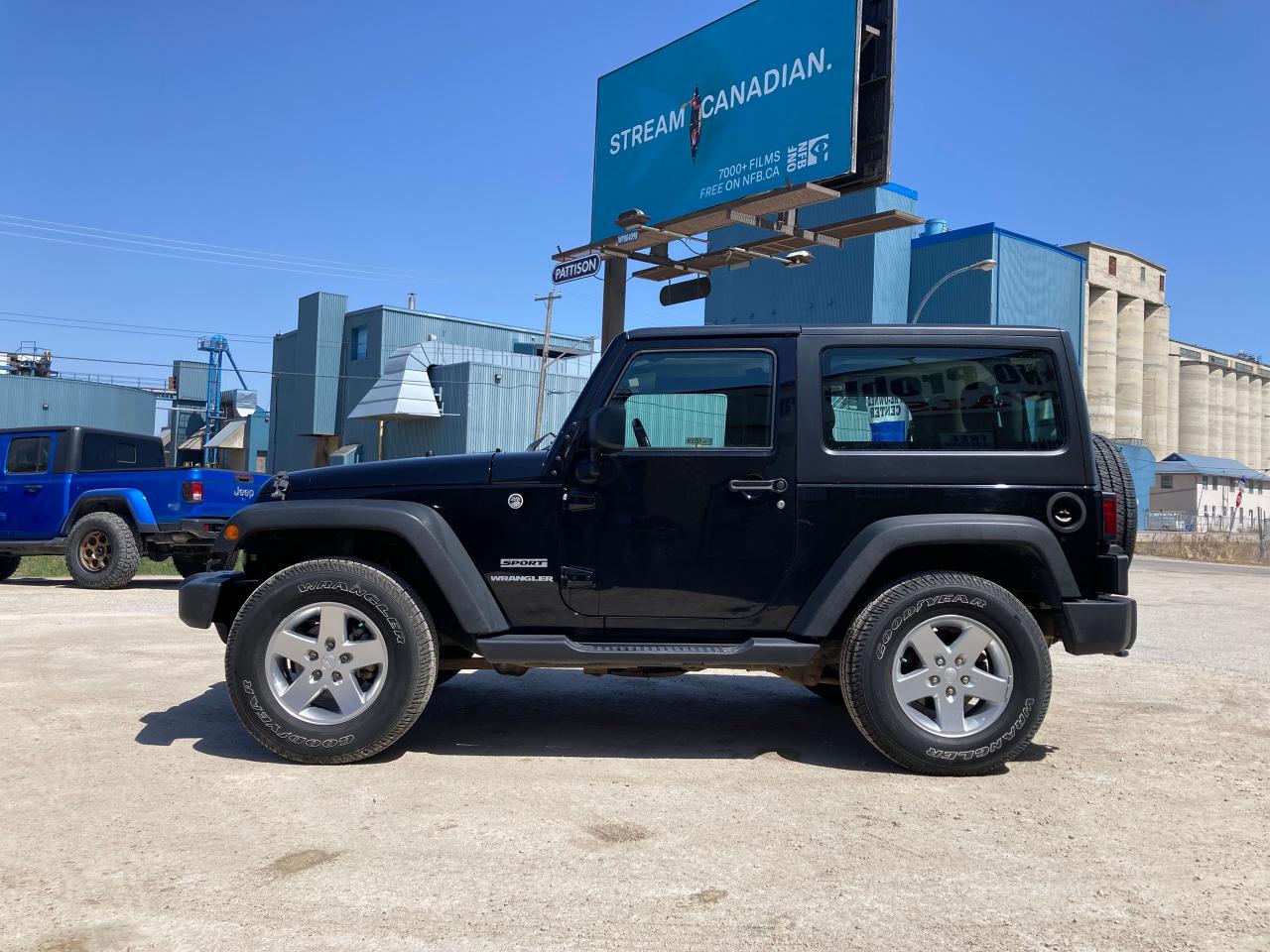 2017 Jeep Wrangler 4WD 2dr Sport - Photo #4