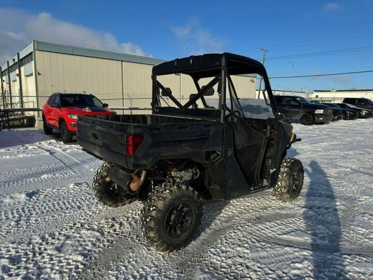 2025 Polaris Ranger 1000 Premium $114 B/W - Photo #5