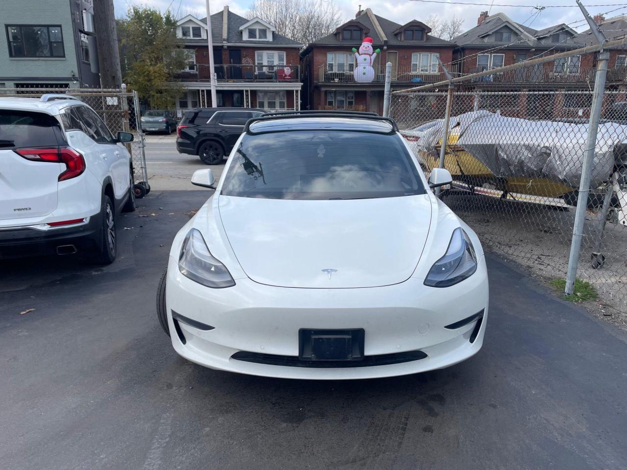 2021 Tesla Model 3 Standard Range Plus *WHITE INTERIOR, BACKUP CAM* - Photo #2