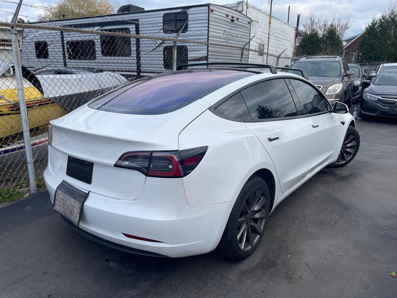 2021 Tesla Model 3 Standard Range Plus *WHITE INTERIOR, BACKUP CAM* - Photo #5