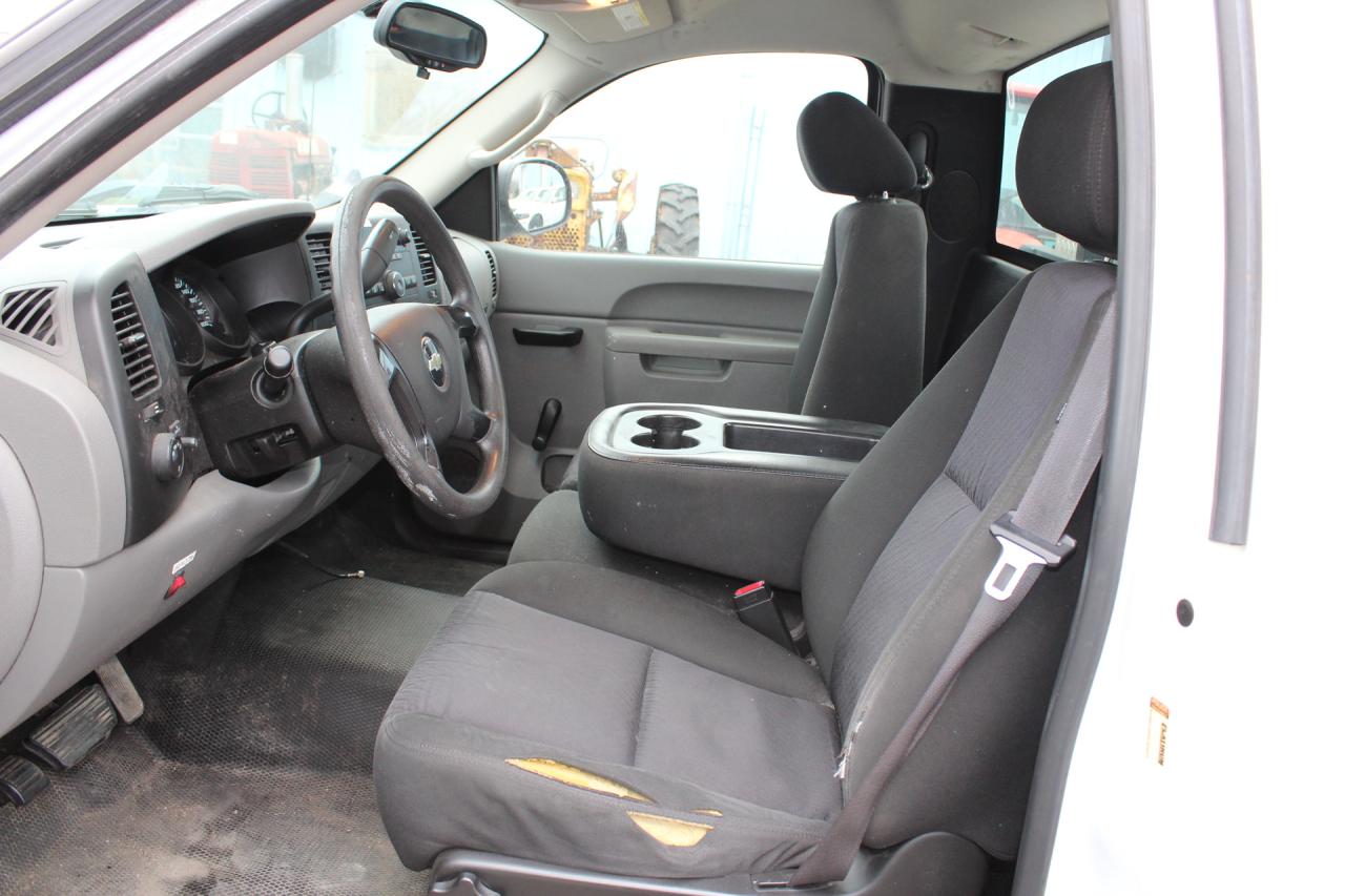 2010 Chevrolet Silverado 1500  Photo4