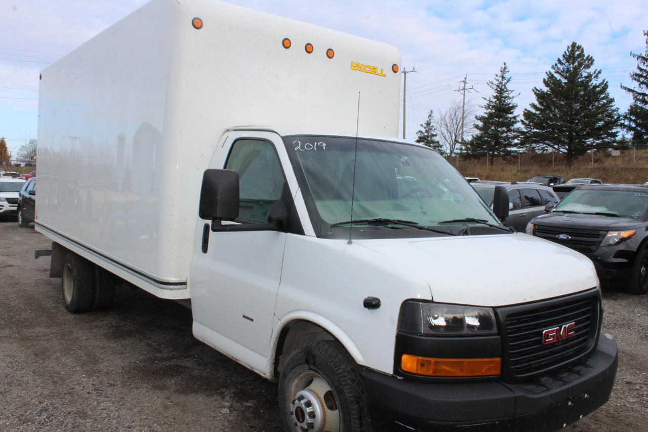 2019 GMC Savana  Photo