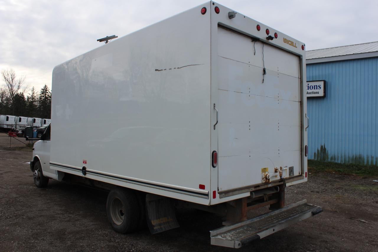 2019 GMC Savana  Photo