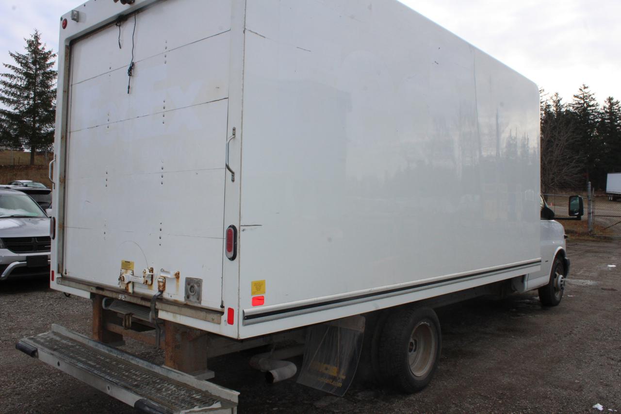 2019 GMC Savana  Photo