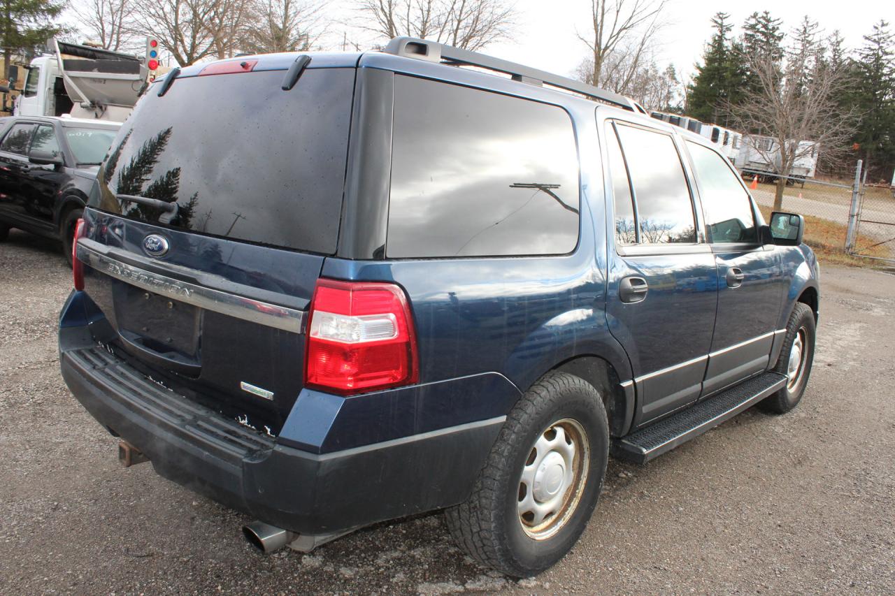 2015 Ford Expedition  Photo2