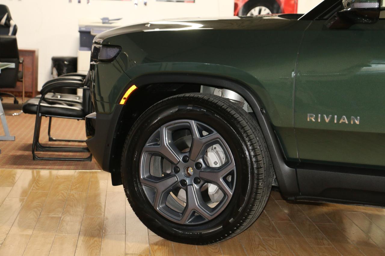 2024 Rivian R1T Adventure Dual-Motor Large Pack - Photo #10