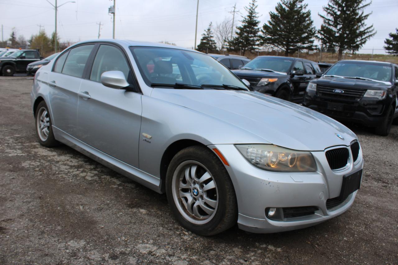 2011 BMW 3 Series  Photo