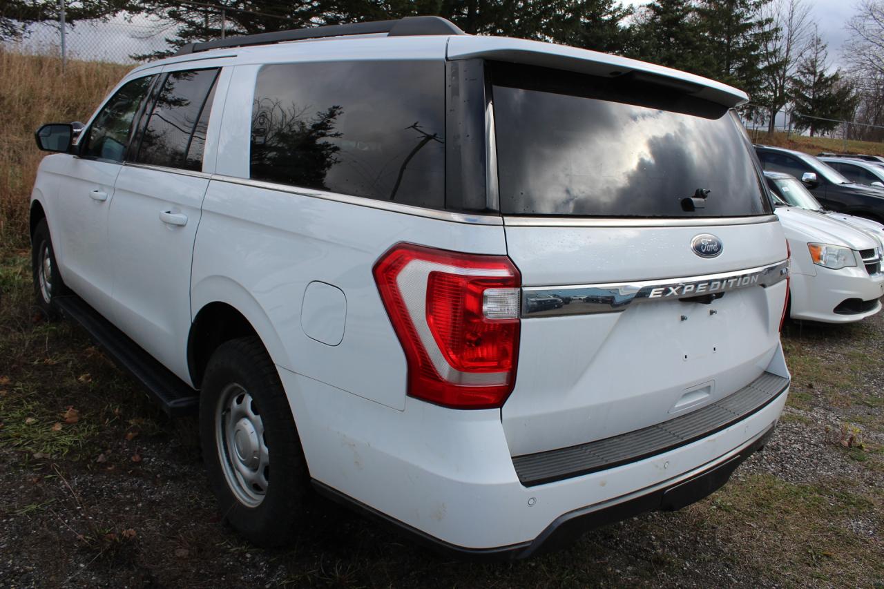 2018 Ford Expedition  Photo3