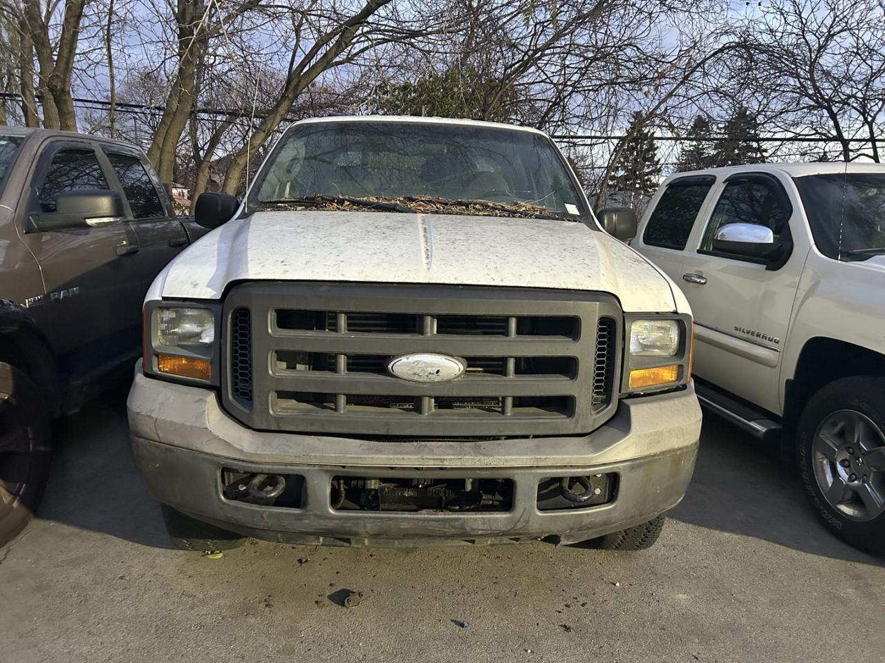 Used 2005 Ford F-350 XL SUPERDUTY CREWCAB  / 6.0 TURBODIESEL V8 for sale in Mississauga, ON