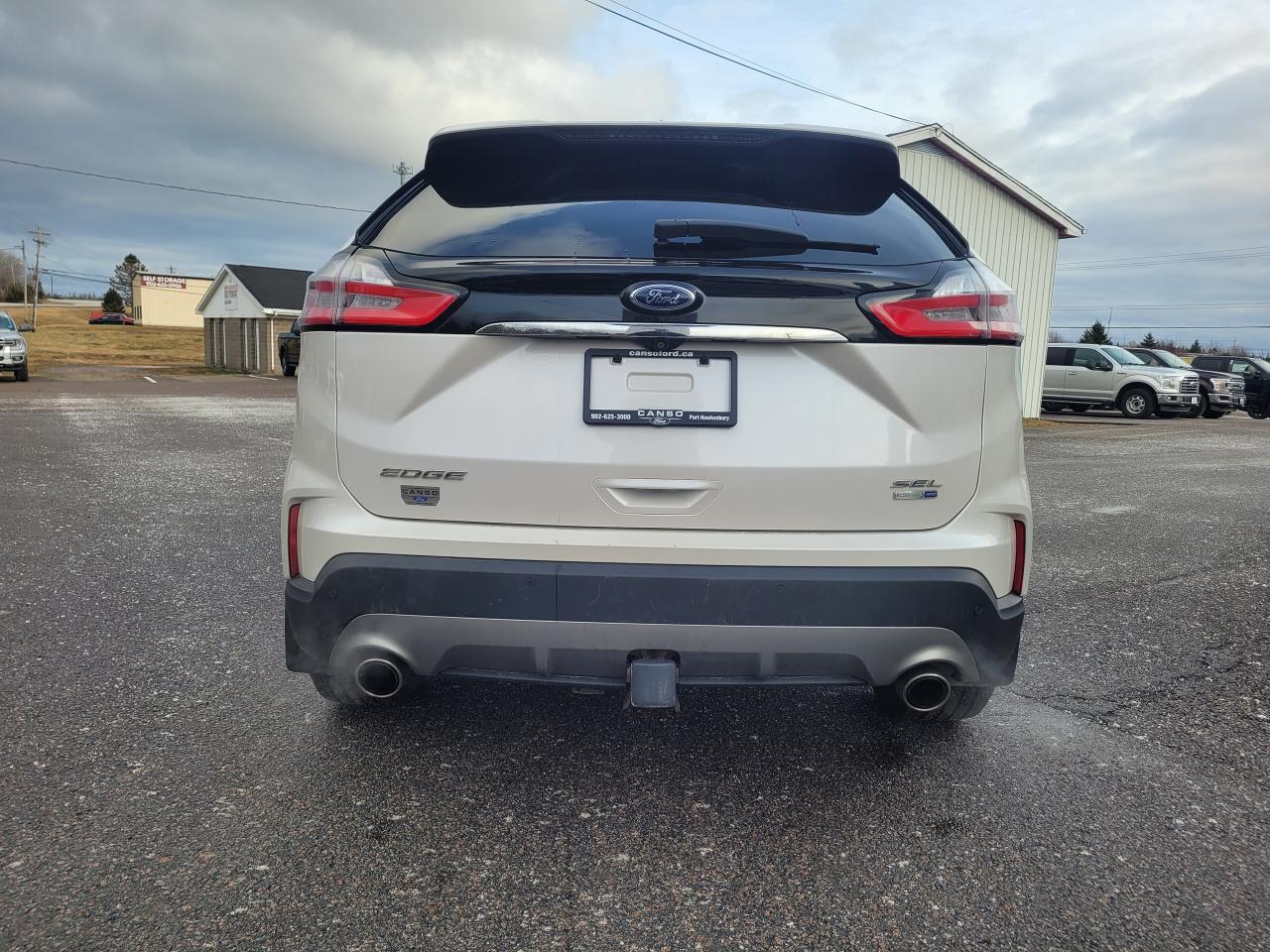 2019 Ford Edge SEL SEL 4WD W/ PANORAMIC SUNROOF Photo4