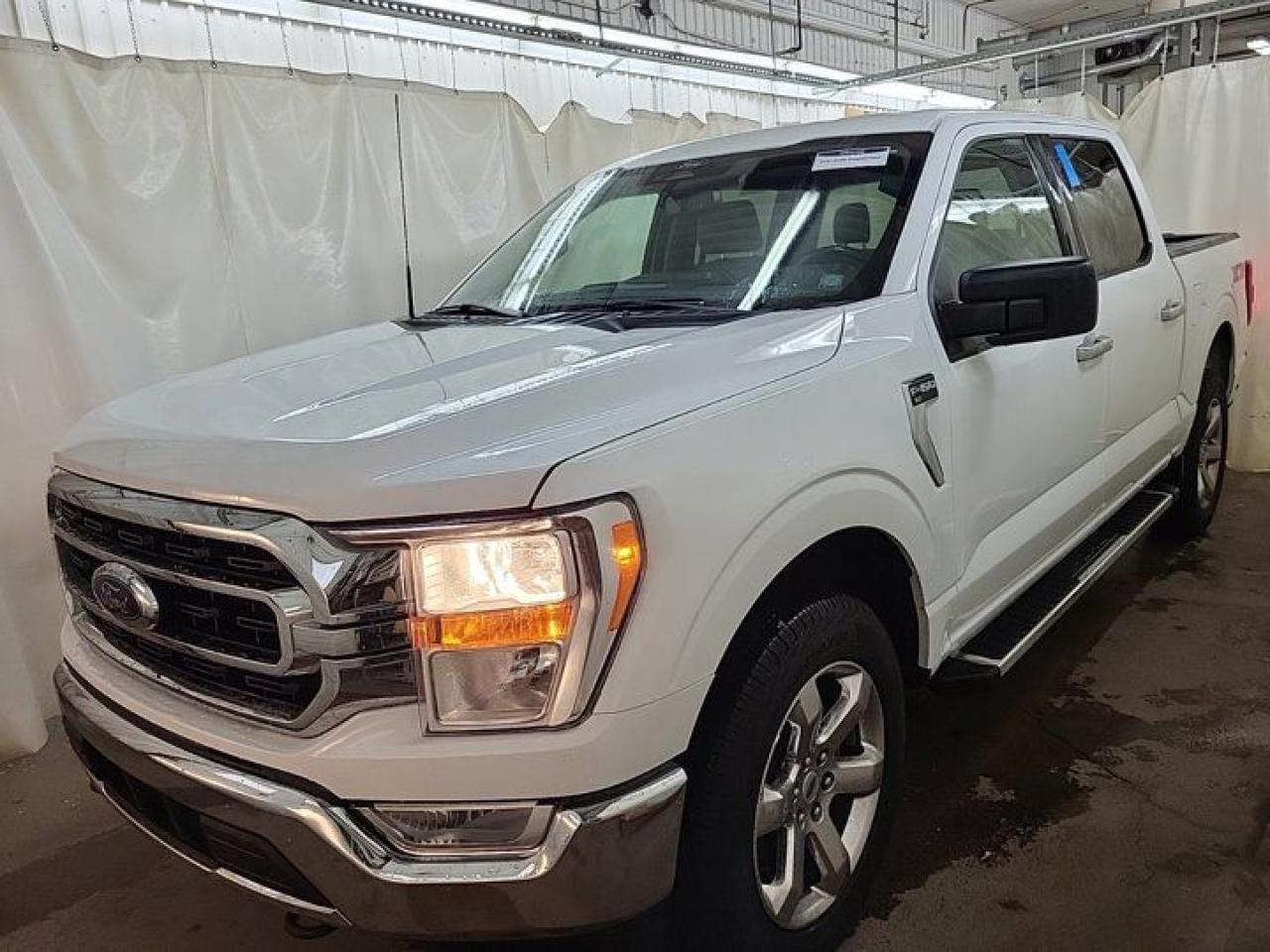 Used 2022 Ford F-150 XLT  Crew 4X4 | 5.0L | XTR Pkg | Bucket Seats | Power Seat | CarPlay + Android | Rear Camera for sale in Guelph, ON