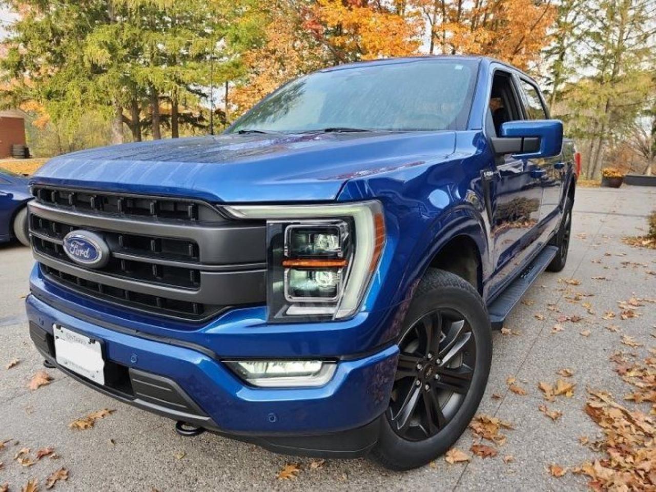 Used 2022 Ford F-150 LARIAT  Crew 4X4 | FX4 | Leather | Pano Roof | 502A Pkg | Cooled + Heated Seats | CarPlay + Android for sale in Guelph, ON