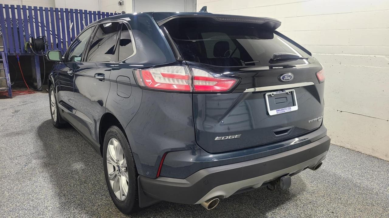 2019 Ford Edge Titanium - Photo #6