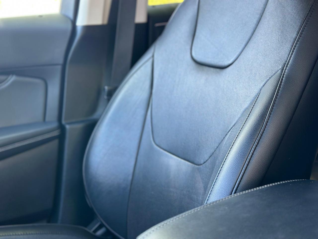 2019 Ford Edge Titanium - Photo #13