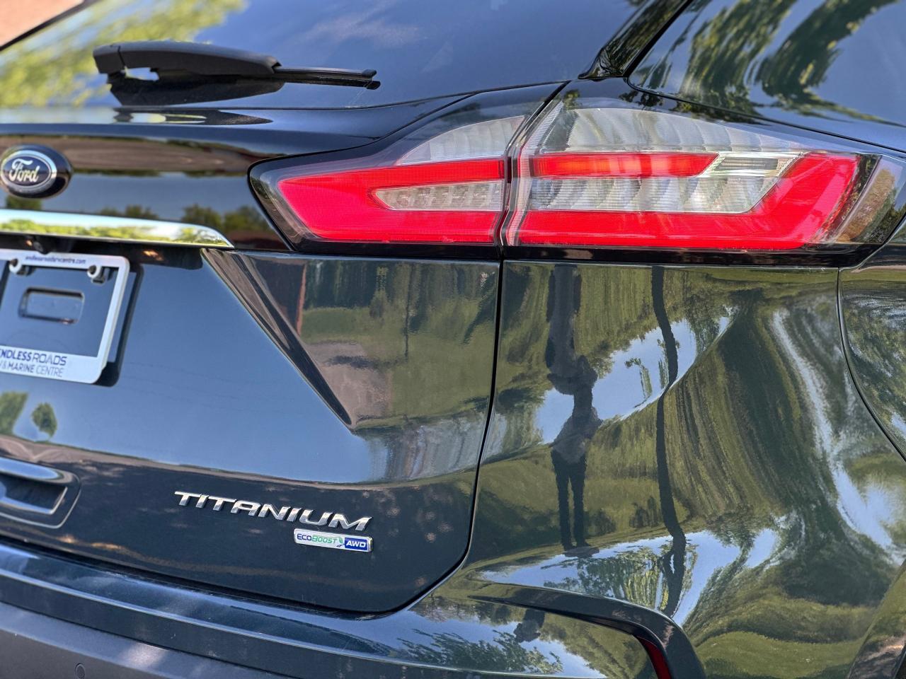 2019 Ford Edge Titanium - Photo #6