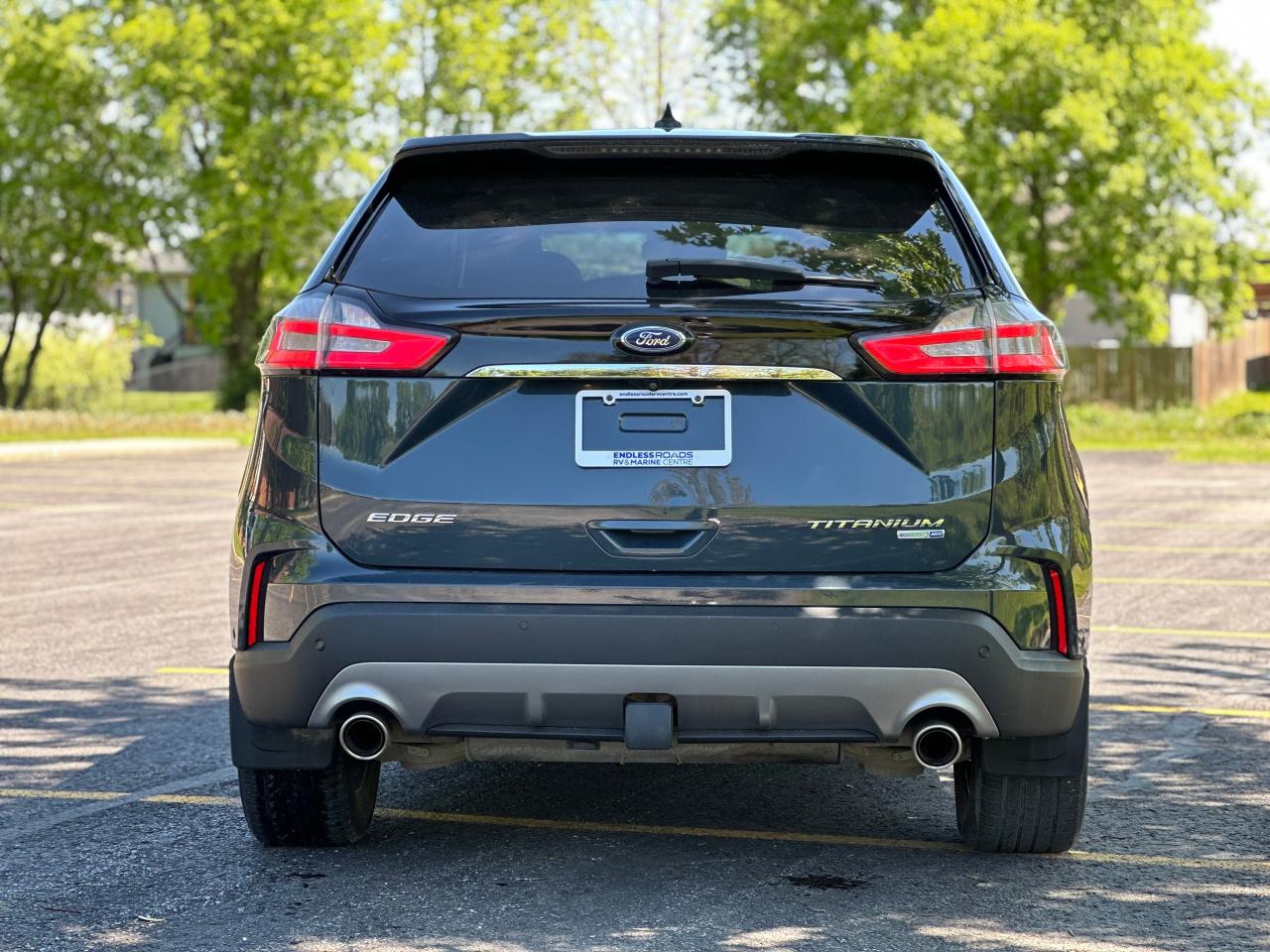2019 Ford Edge Titanium - Photo #5