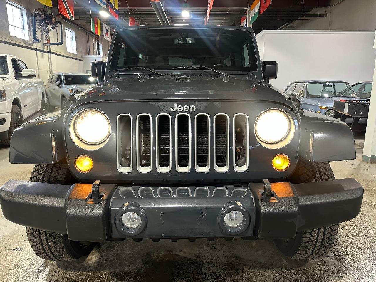 2016 Jeep Wrangler 4WD | 4DR | SAHARA | TRAIL RATED 4X4 | V6 - Photo #3
