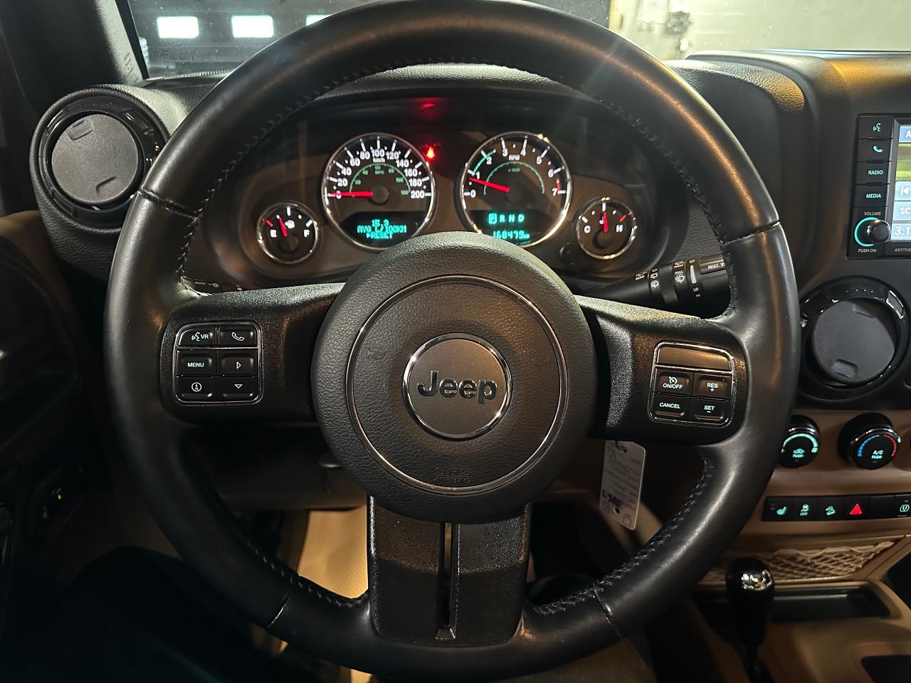 2016 Jeep Wrangler 4WD | 4DR | SAHARA | TRAIL RATED 4X4 | V6 - Photo #32