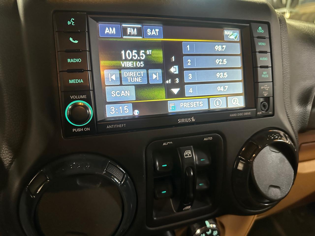 2016 Jeep Wrangler 4WD | 4DR | SAHARA | TRAIL RATED 4X4 | V6 - Photo #40