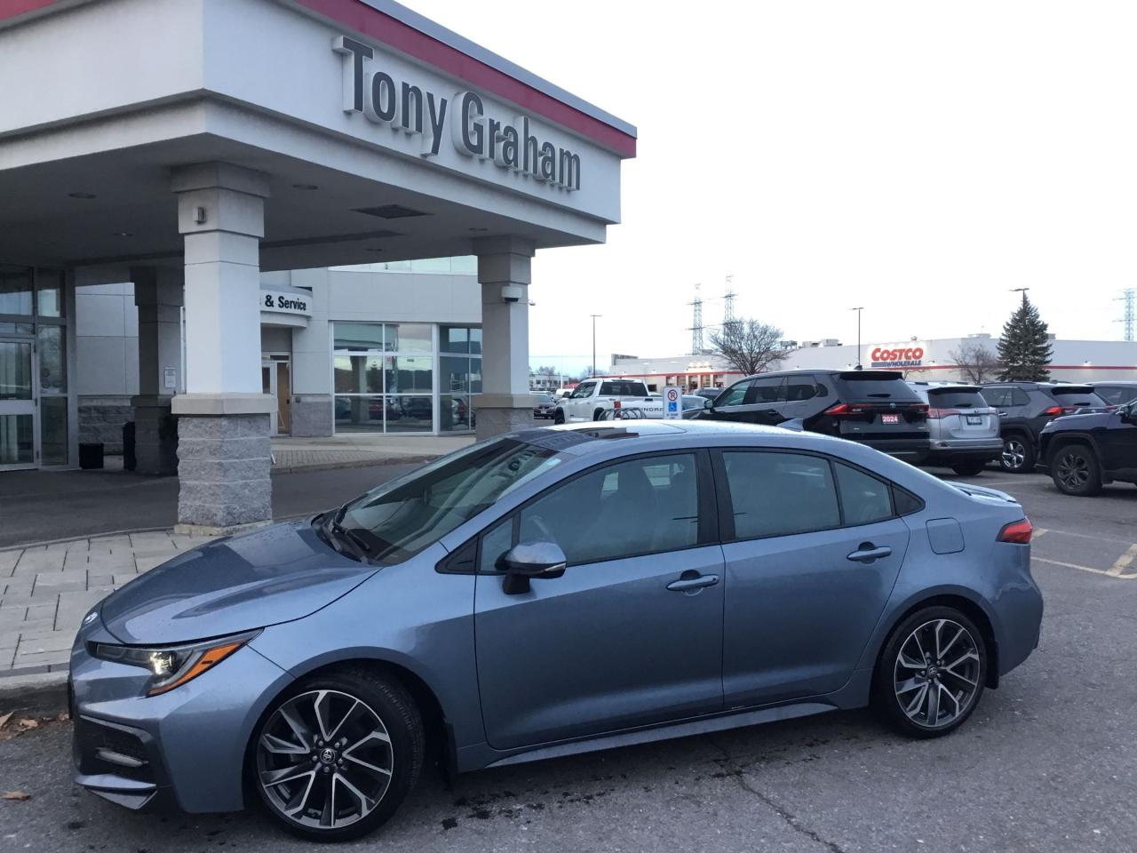 Used 2021 Toyota Corolla SE for sale in Ottawa, ON