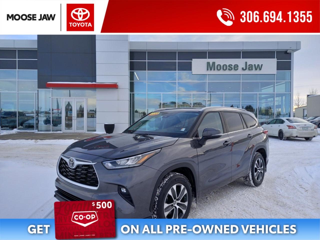 Used 2023 Toyota Highlander XLE LOCAL TRADE,P. DRIVER & PASS LTR SEATS,HEATED WHEEL,P. MOONROOF,FOG LAMPS,P. LIFTGATE,WIRELESS CHARGING & APPLE CARPLAY,REMOTE START,ADAPTIVE CRUISE,BLIND SPOT,LANE KEEPING, REAR CAMERA for sale in Moose Jaw, SK