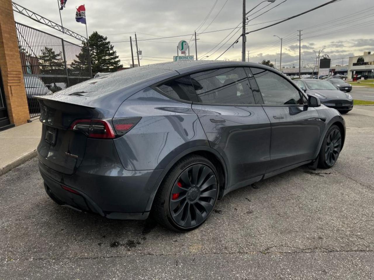 2022 Tesla Model Y PERFORMANCE - CLEAN CARFAX/ONE OWNER - Photo #9