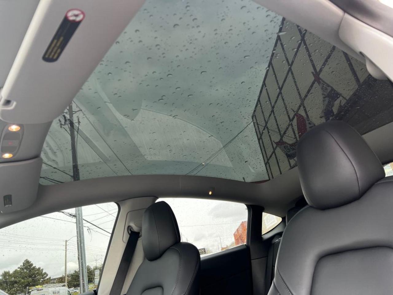 2022 Tesla Model Y PERFORMANCE - CLEAN CARFAX/ONE OWNER - Photo #18