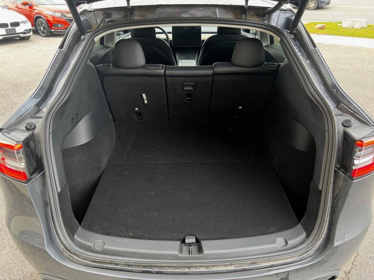 2022 Tesla Model Y PERFORMANCE - CLEAN CARFAX/ONE OWNER - Photo #19