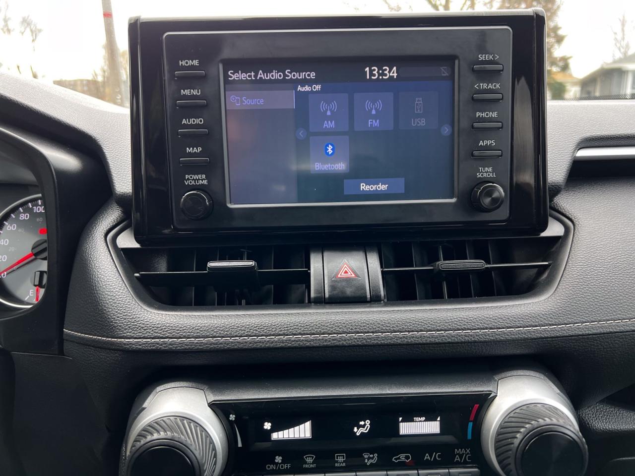 2021 Toyota RAV4 LE AWD - Photo #14
