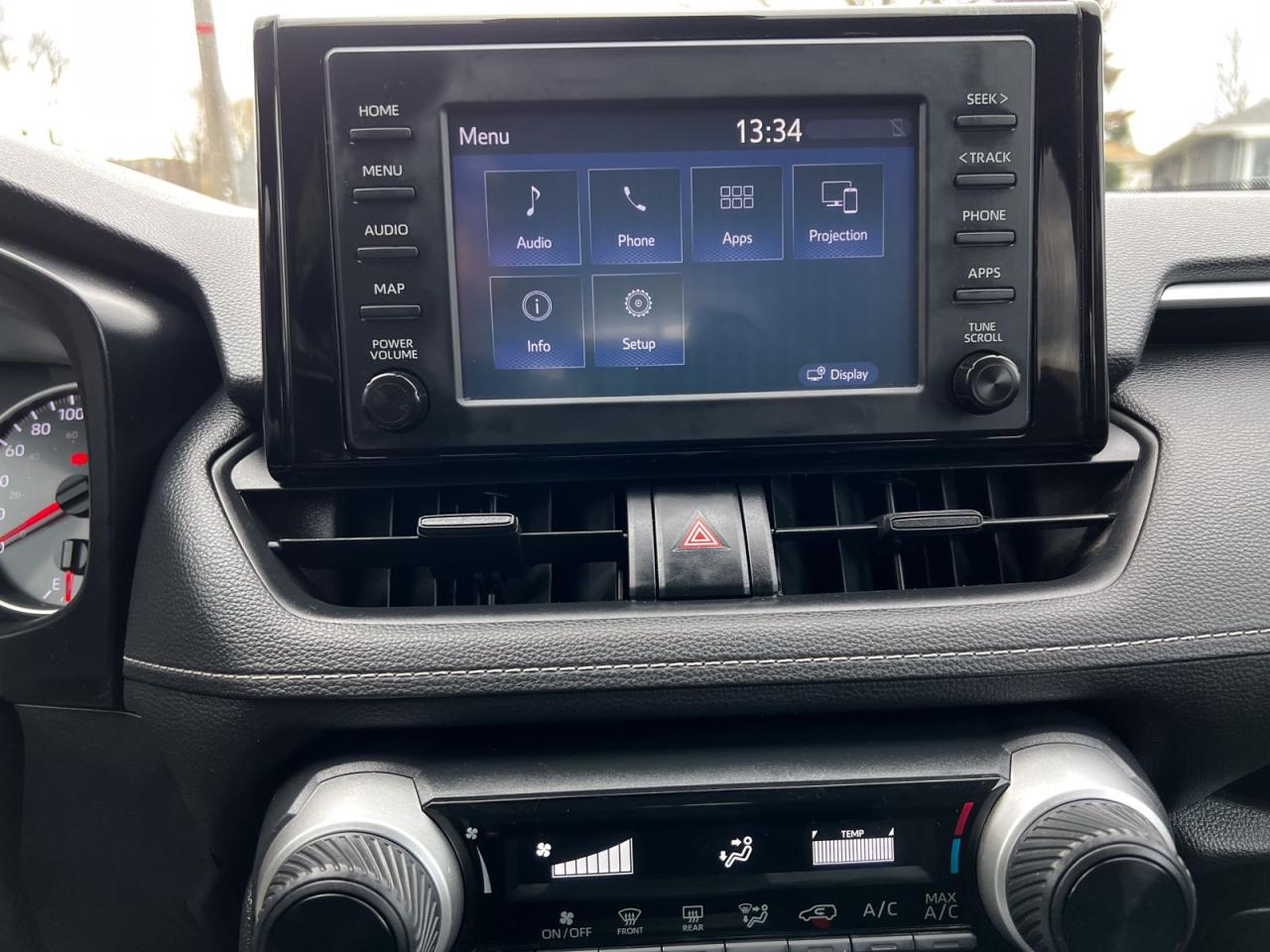 2021 Toyota RAV4 LE AWD - Photo #15