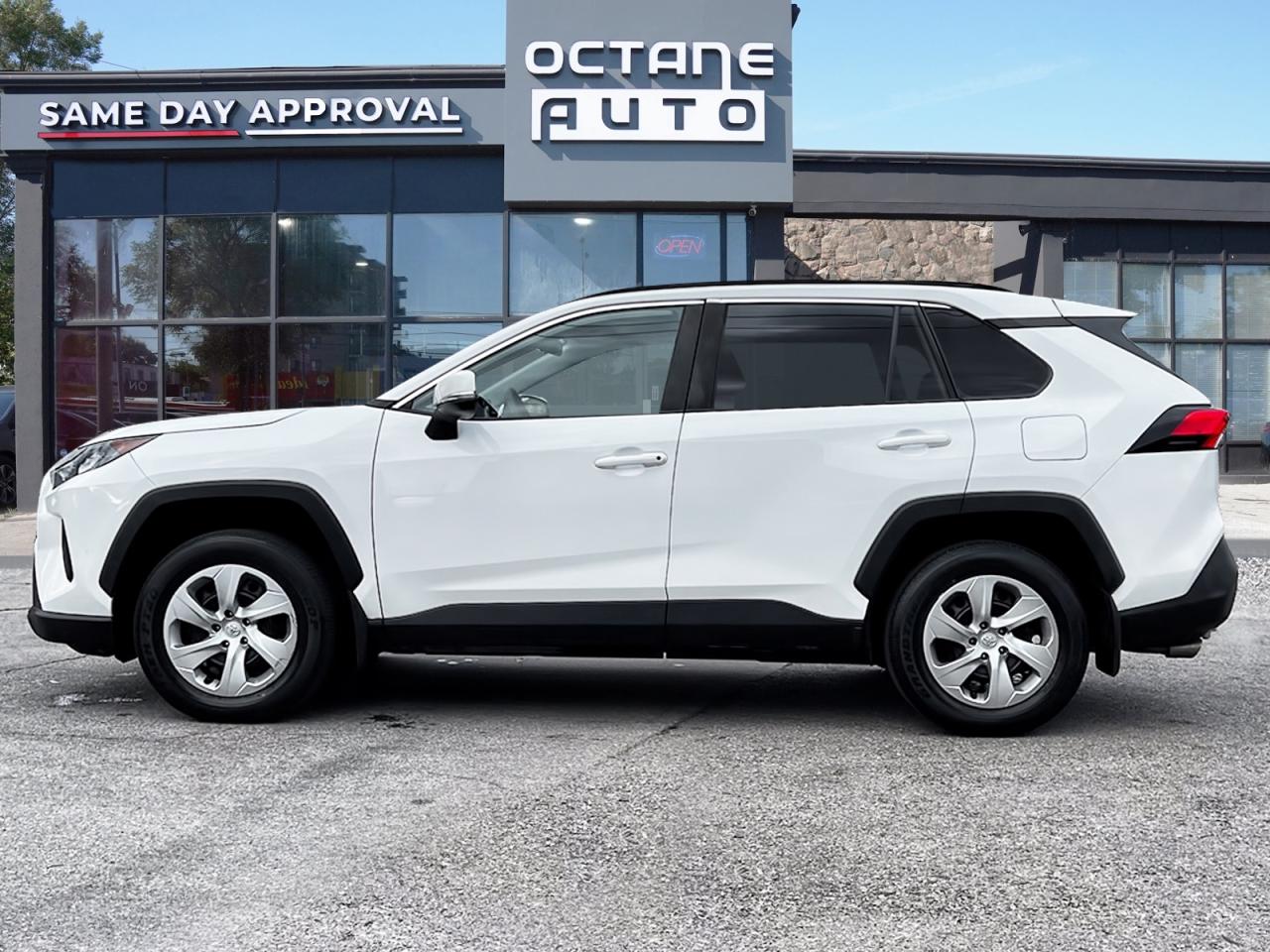 2021 Toyota RAV4 LE AWD - Photo #3