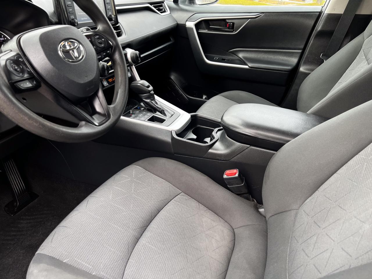 2021 Toyota RAV4 LE AWD - Photo #19