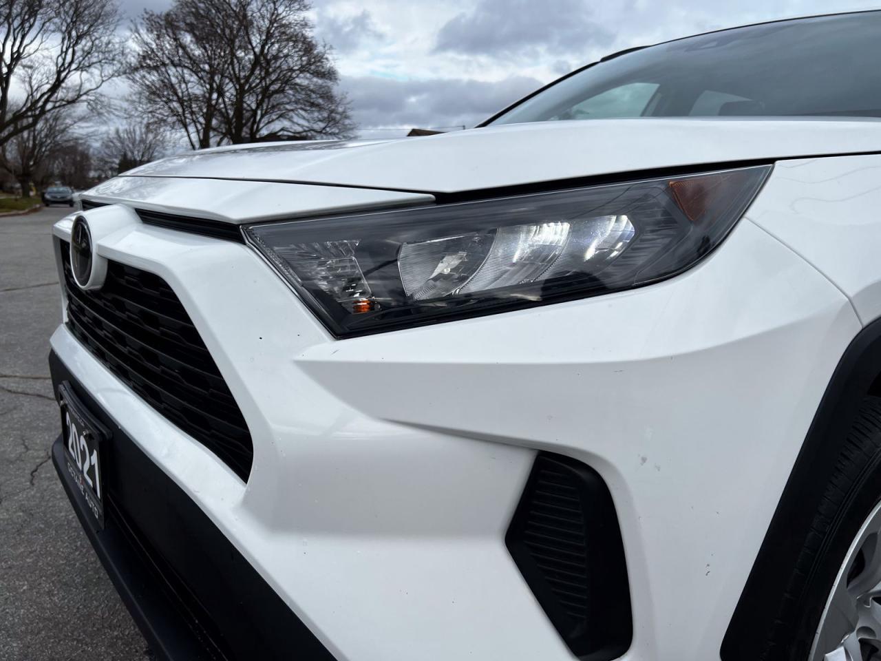 2021 Toyota RAV4 LE AWD - Photo #6