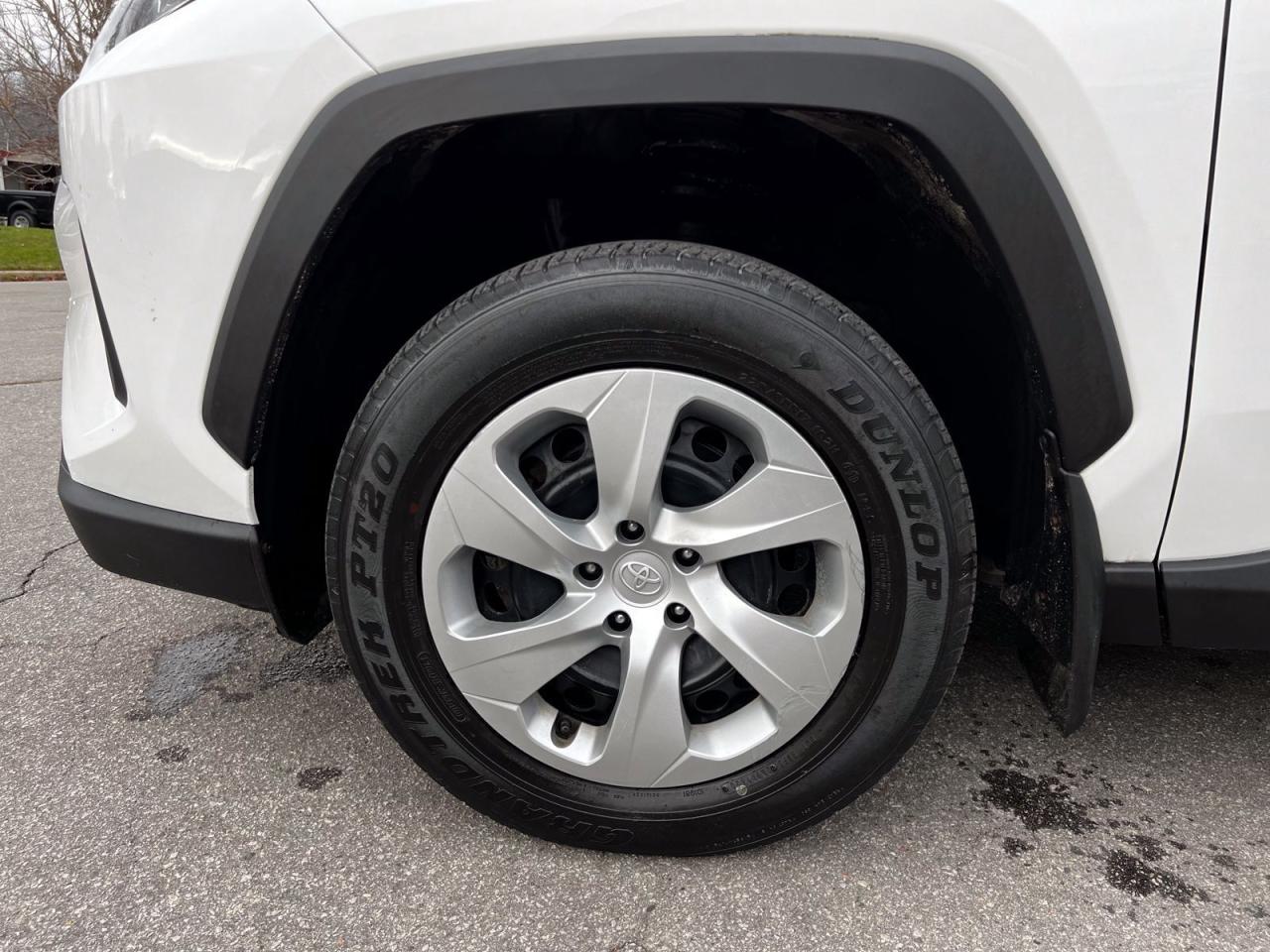 2021 Toyota RAV4 LE AWD - Photo #8