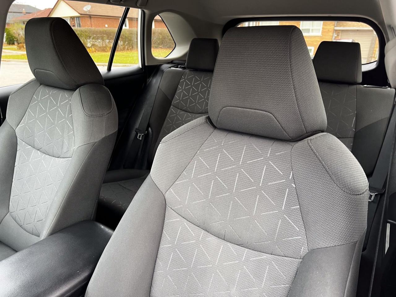 2021 Toyota RAV4 LE AWD - Photo #18