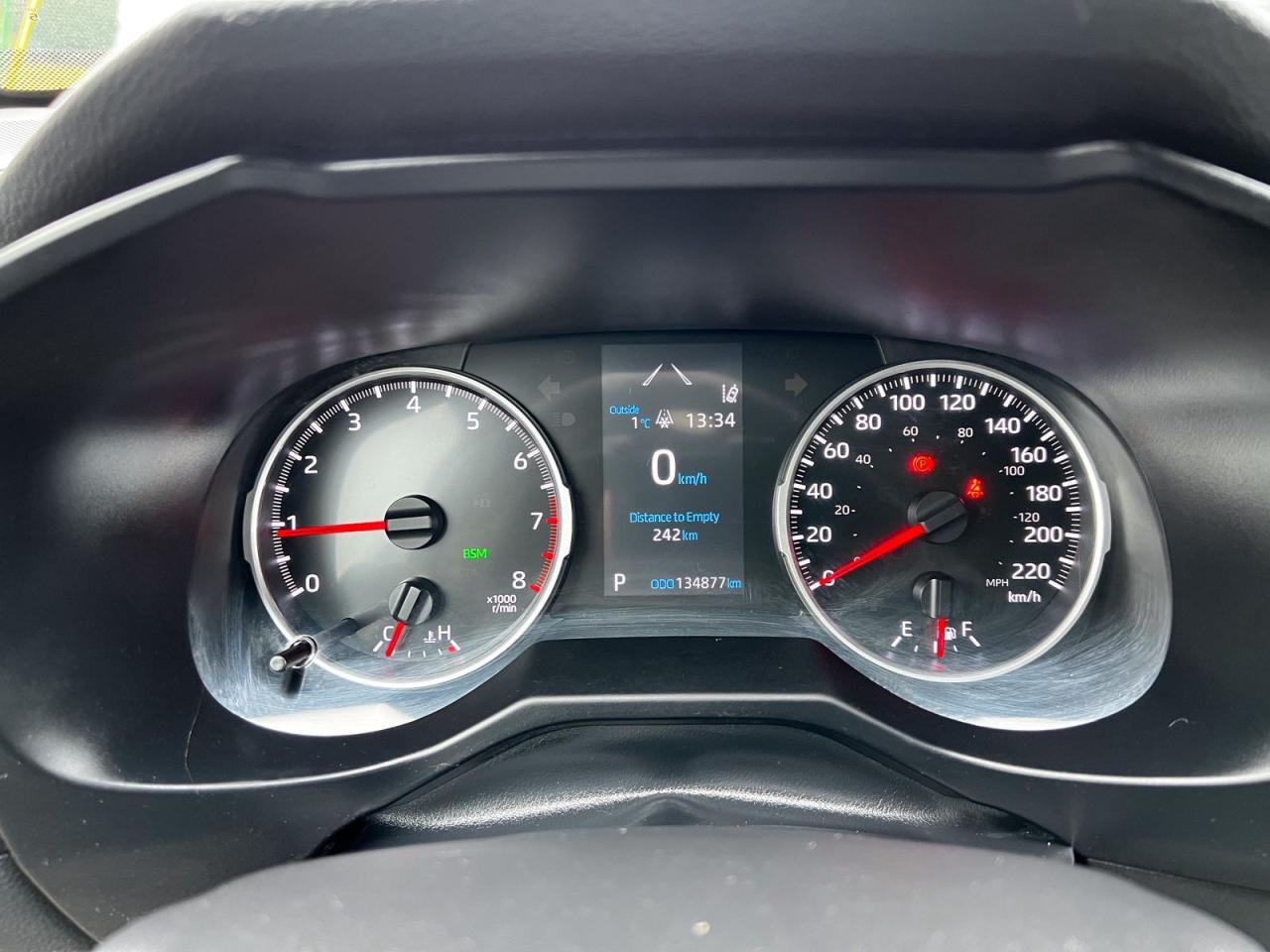 2021 Toyota RAV4 LE AWD - Photo #17