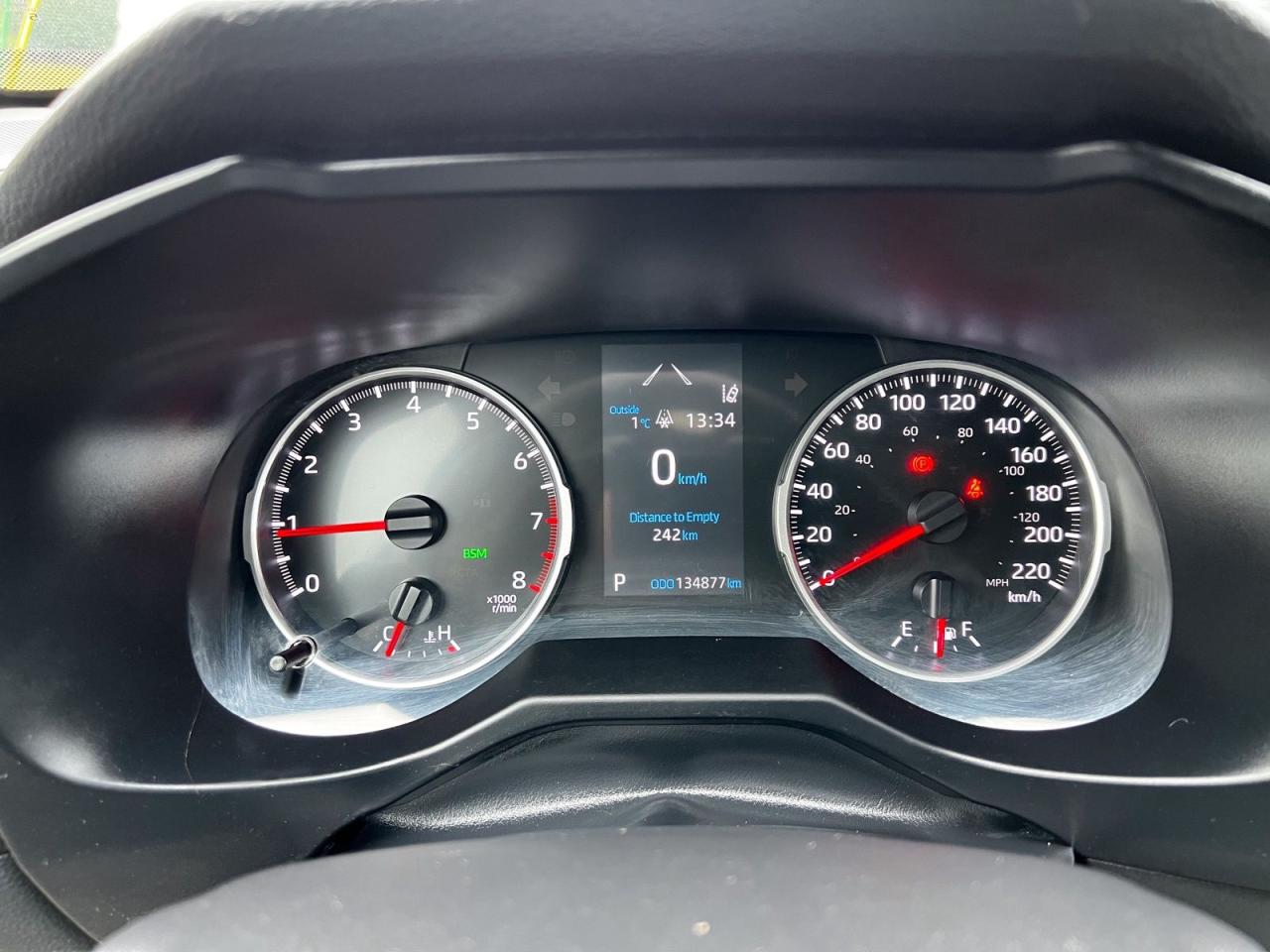 2021 Toyota RAV4 LE AWD - Photo #17