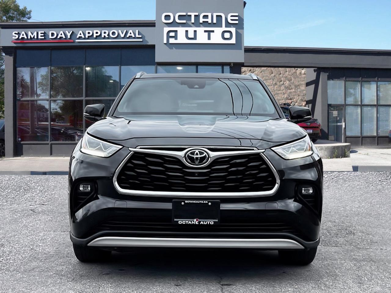 2020 Toyota Highlander Limited Platinum - Photo #2