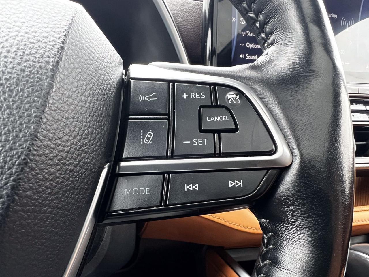2020 Toyota Highlander Limited Platinum - Photo #18
