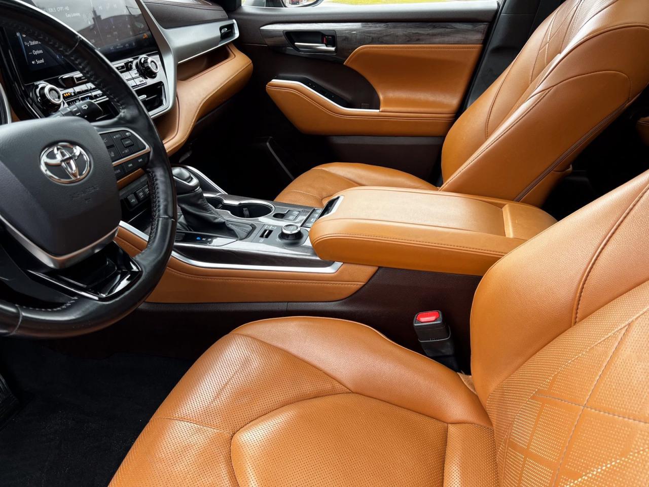 2020 Toyota Highlander Limited Platinum - Photo #22