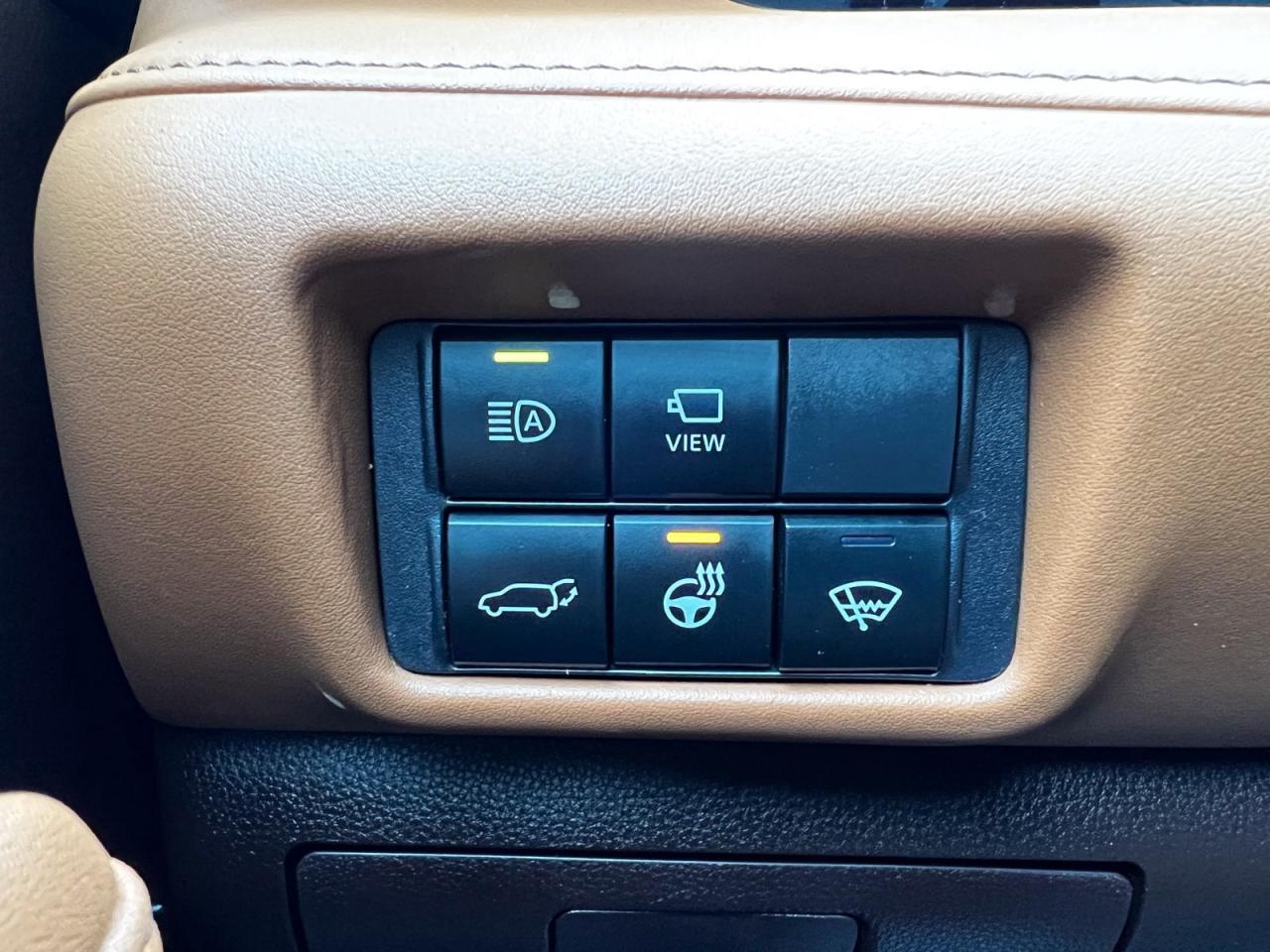 2020 Toyota Highlander Limited Platinum - Photo #21