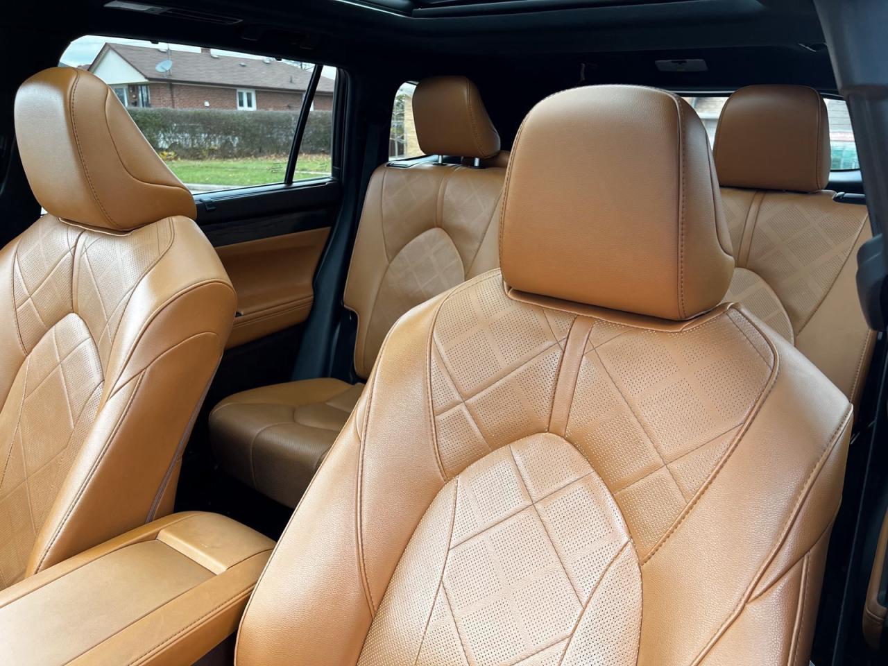 2020 Toyota Highlander Limited Platinum - Photo #23