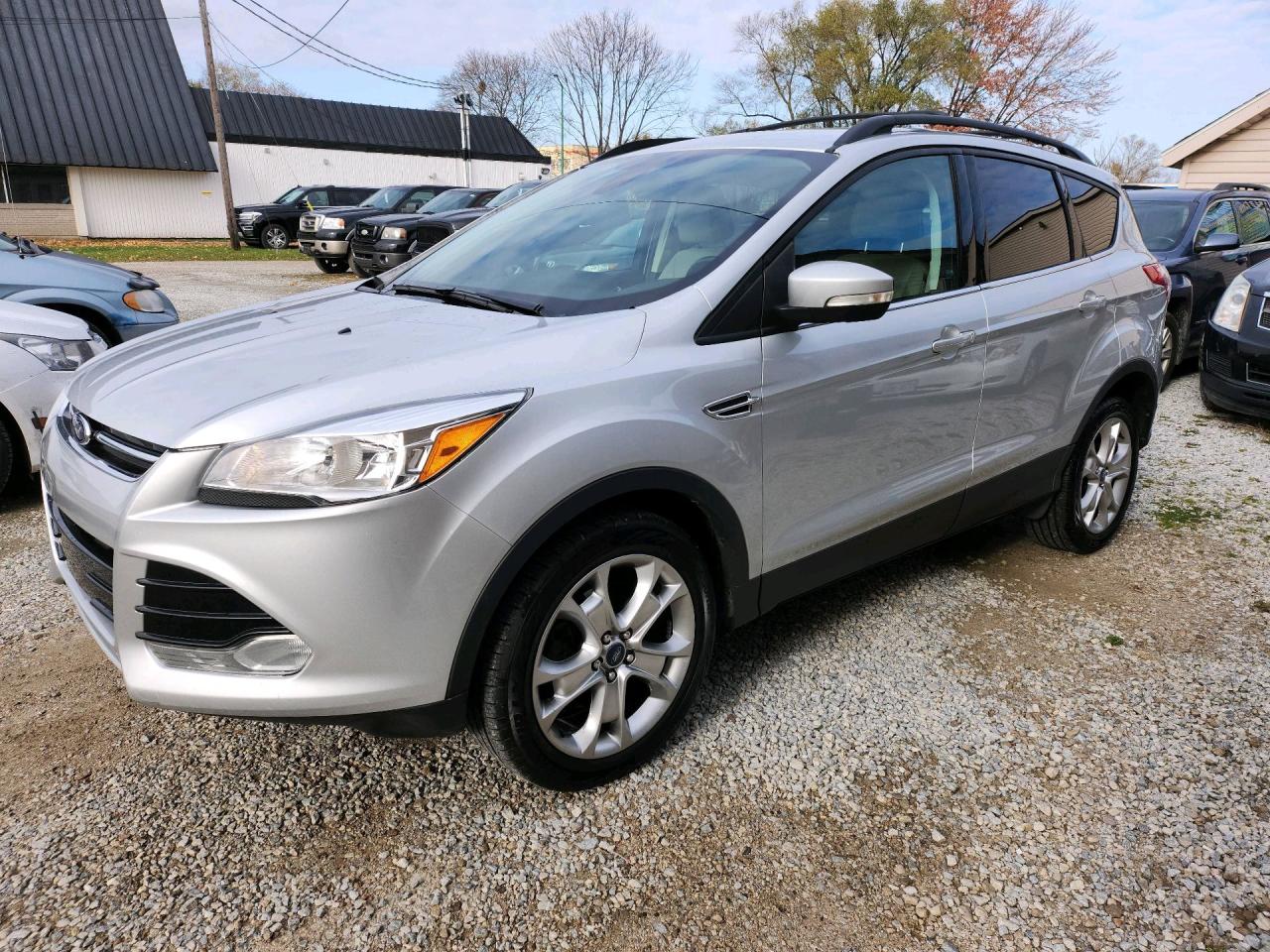 Used 2013 Ford Escape 4WD 4DR SEL for sale in Windsor, ON