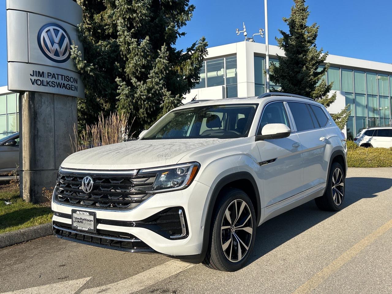 New 2025 Volkswagen Atlas Execline 2.0 TSI 4MOTION for sale in Surrey, BC